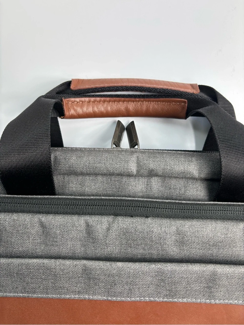 Briggs & Riley Kinzie Street 2.0 Micro Messenger Grey Bag No Shoulder Strap